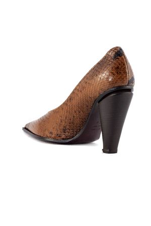 Venus black brushed leather pumps ROBERTO FESTA | VENUSPITONECOFFEE